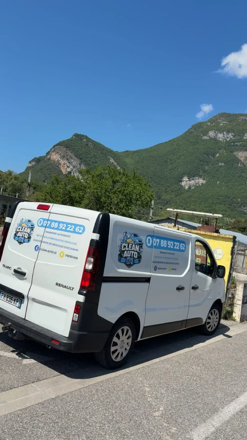 Véhicule utilitaire Clean Auto 01 en intervention